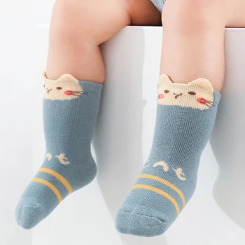 Милые мультяшные детские носки для мальчика и девочки, толстые теплые хлопковые носки для новорожденных на нескользящей подошве, домашняя обувь для малышей
